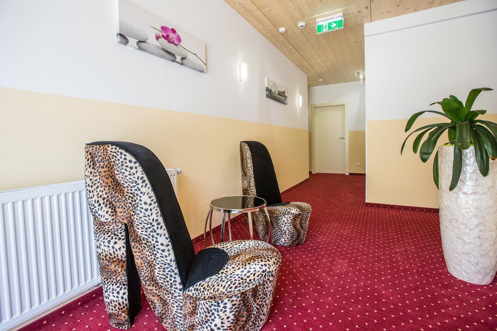 Gaestehaus Krappinger/Pizzeria Mamma Mia Ossiach Room photo