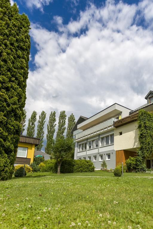 Gaestehaus Krappinger/Pizzeria Mamma Mia Ossiach Exterior photo