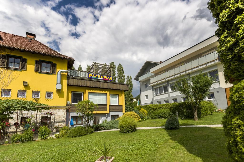 Gaestehaus Krappinger/Pizzeria Mamma Mia Ossiach Exterior photo