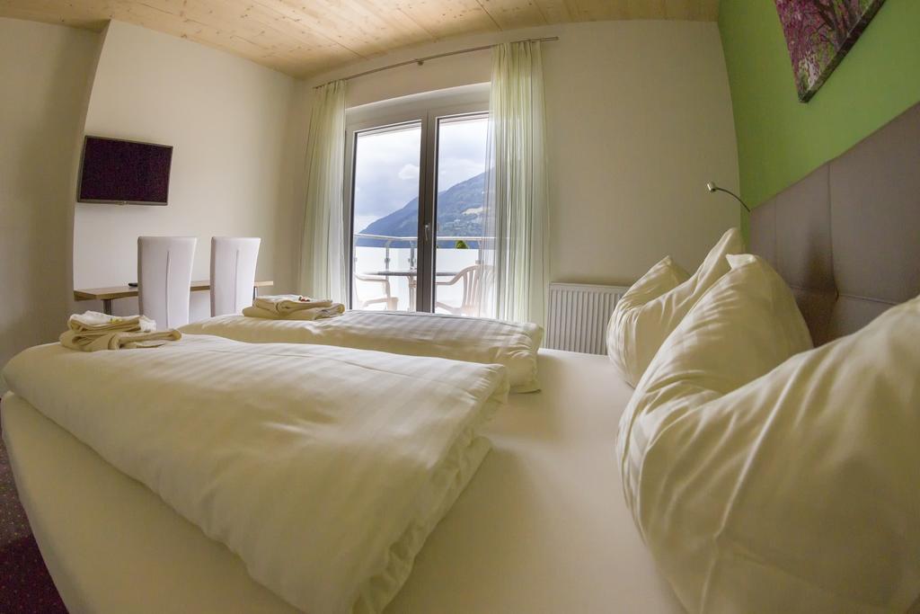 Gaestehaus Krappinger/Pizzeria Mamma Mia Ossiach Room photo